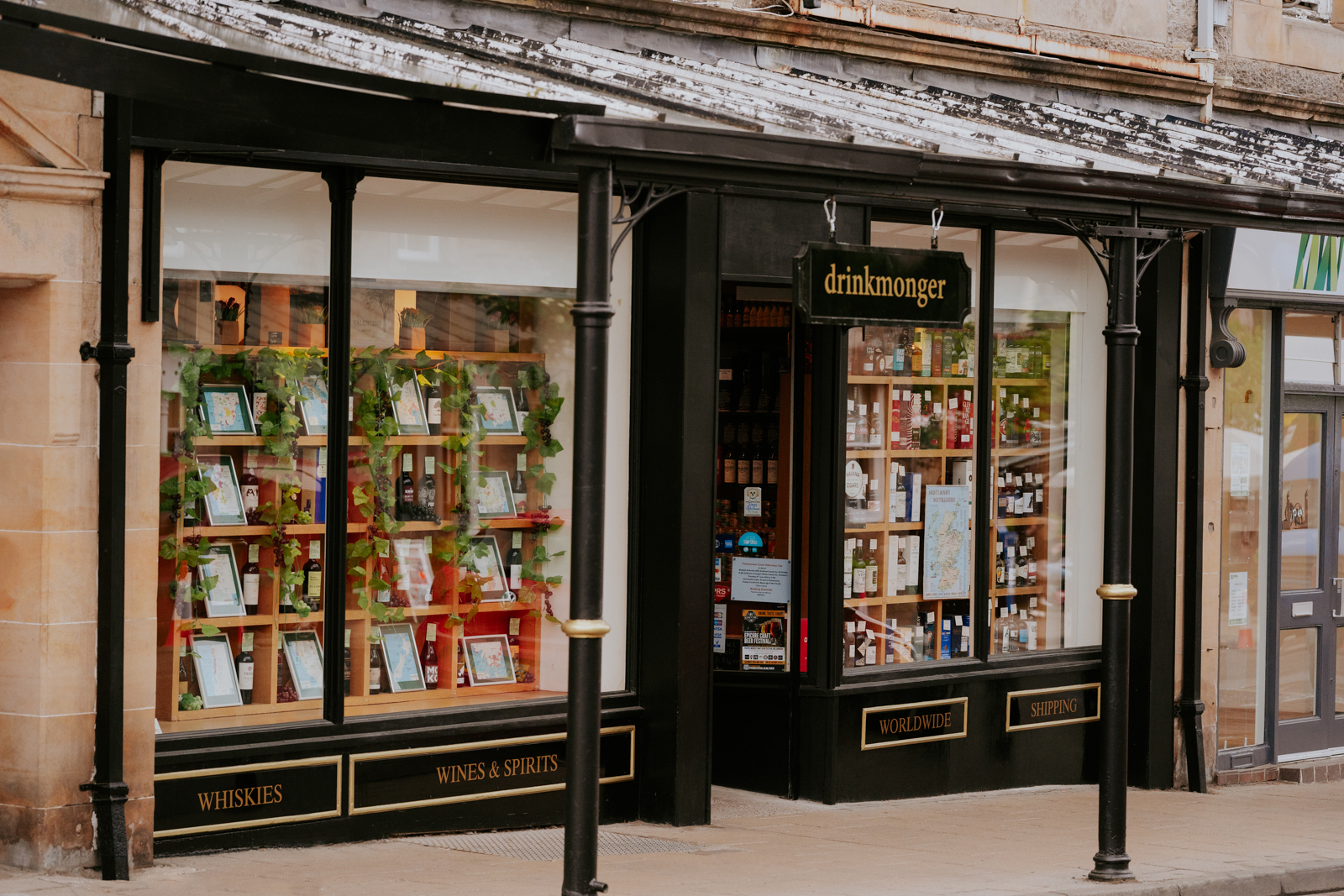 Drinkmonger Pitlochry Store front